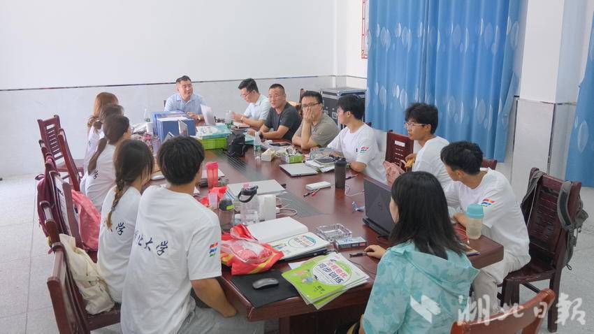 武穴市委宣傳部對湖北大學體育學院愛Do志愿服務隊“七彩假期”志愿服務項目進行指導.docx